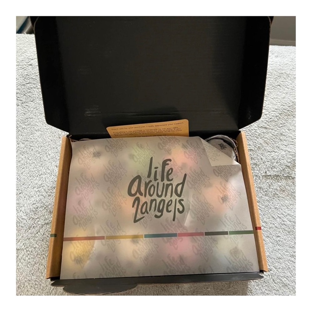 Life Around 2 Angels Bath Bomb Set